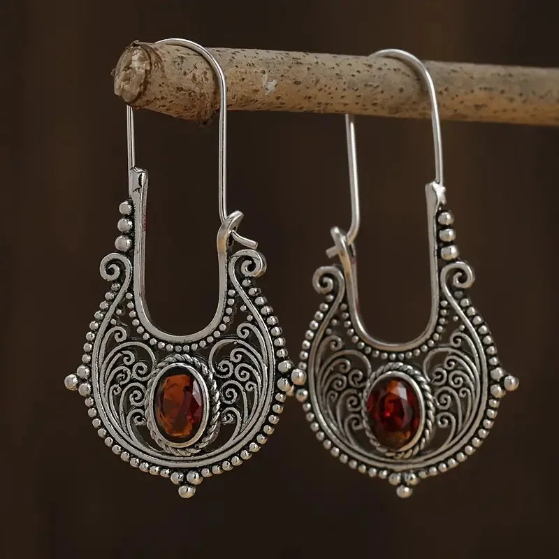 Caved Pattern With Zircon Decor Dangle Earrings Bohemian Ethnic Style Zinc Alloy Silver Plated Jewelry Tourism Souvenir